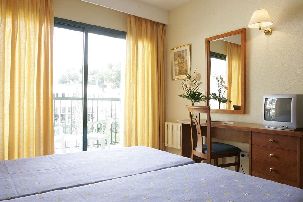 Bq Paguera Boutique Hotel - Adults Only Peguera Exterior photo